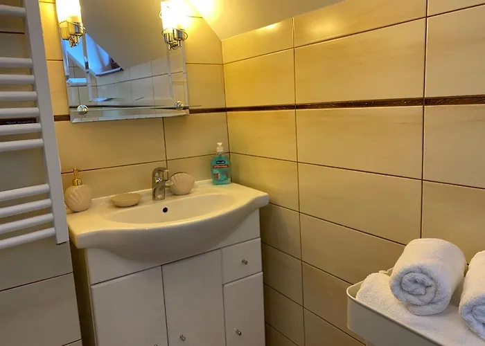 Bialy Крыница-Морска